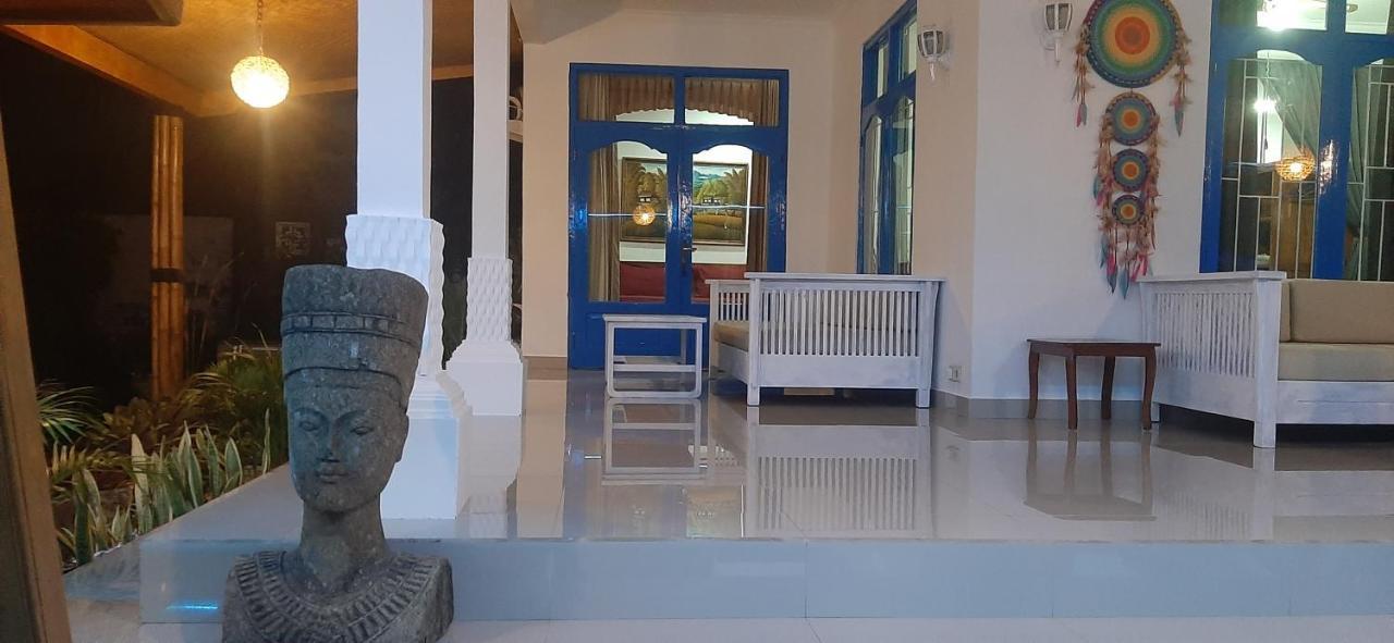 Cantik Villa Lovina Exterior foto